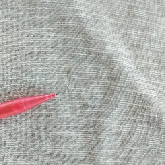 2 top bundle - Picture 5 of 7